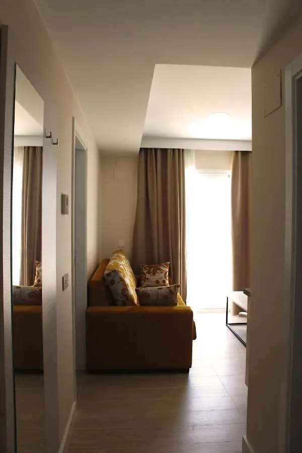 Apartamentos Casa Florido Торремолинос 0*,